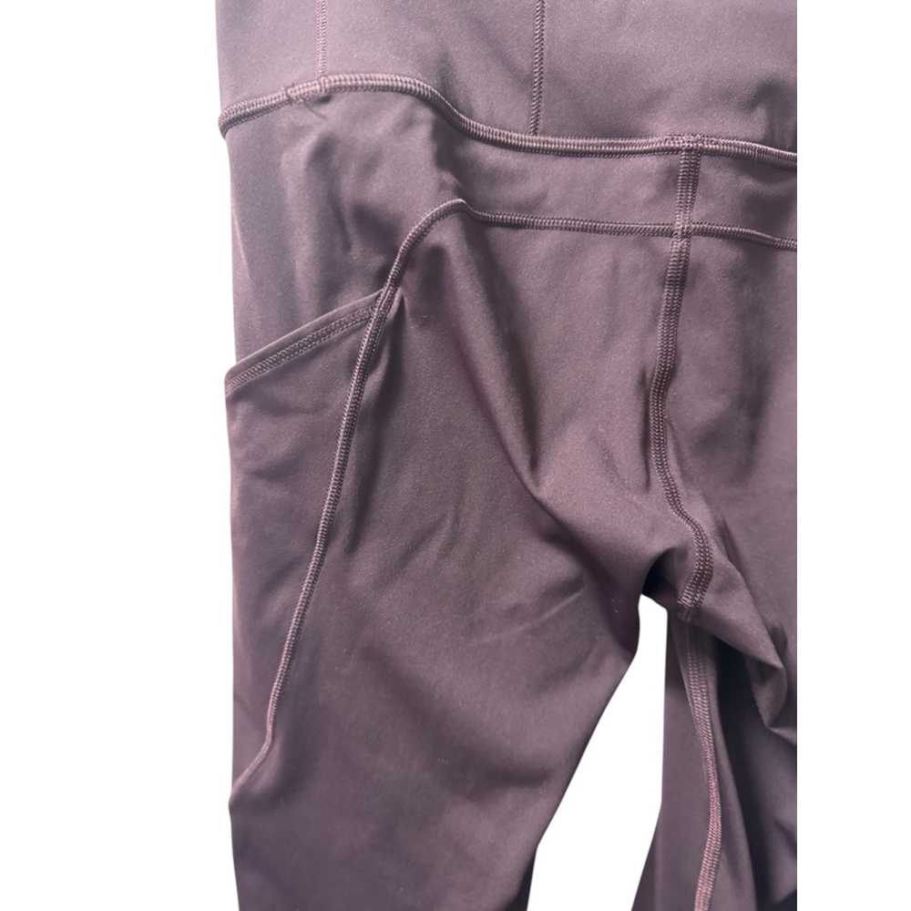 Lululemon Crop Legging, high waist, Size 6, pockets, purple - Picture 6 of 7